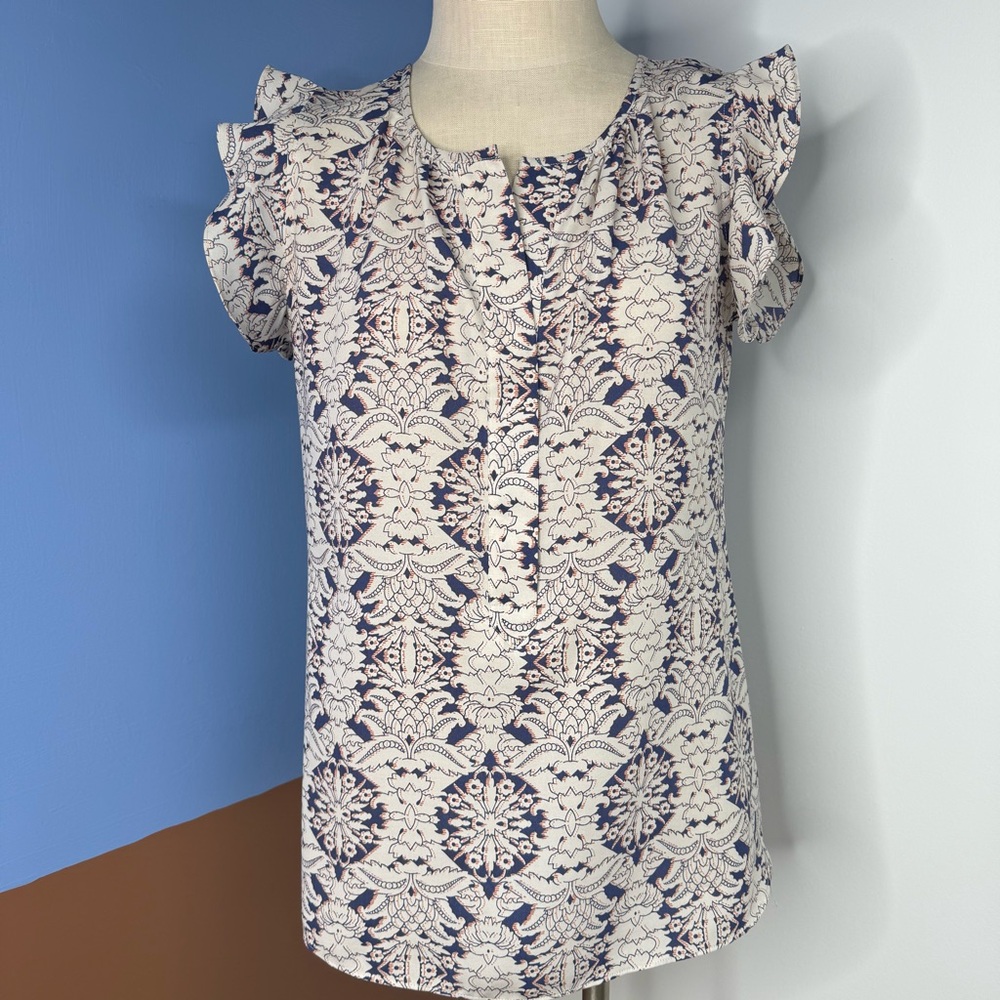Cabi Stevie Flutter Sleeve Cream With Blue Print Snap Button Front Blouse Small
